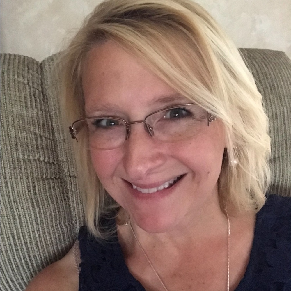 Meet your Posher, Marci
